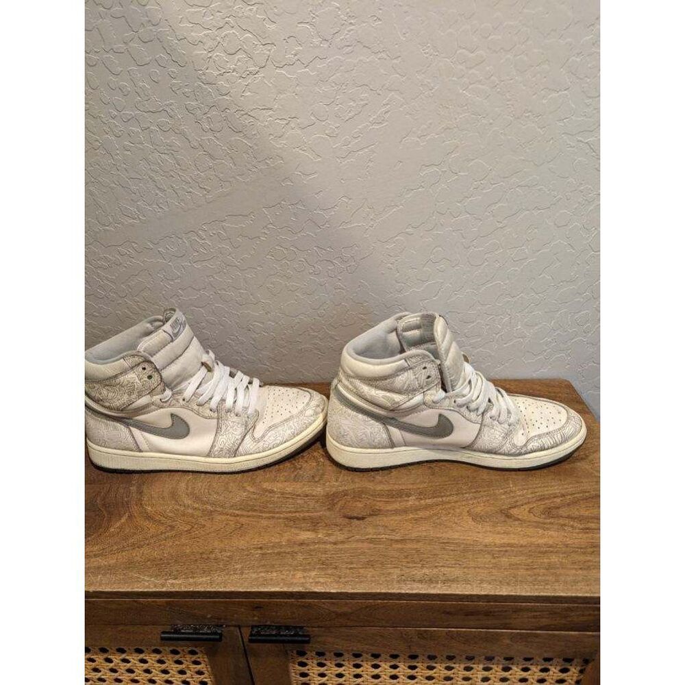 Nike Air Jordan 1 Retro High OG 30th Laser White Mens‎ Size 10.5 Preowned No Box